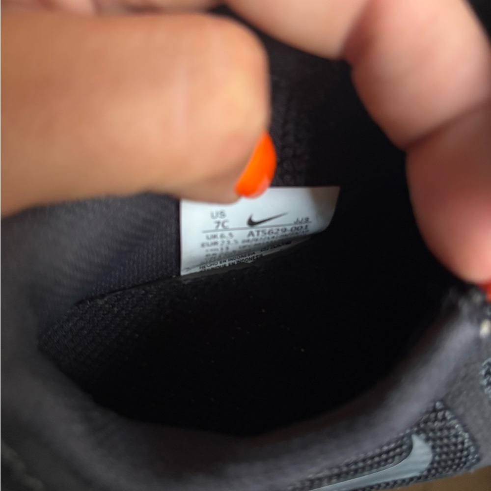 Nike Kids Black Air Sneakers - Picture 8 of 8